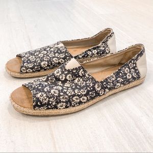 Toms Espadrilles Flats Black Floral Peep Size 9